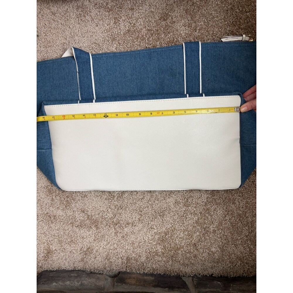Draper James Chambray Savannah Large Duffle Bag blue white Coastal Resort Travel - Picture 16 of 16